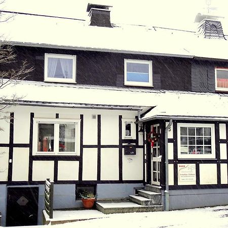 Romantik Ferienhaus 1854 Elpe Exterior foto